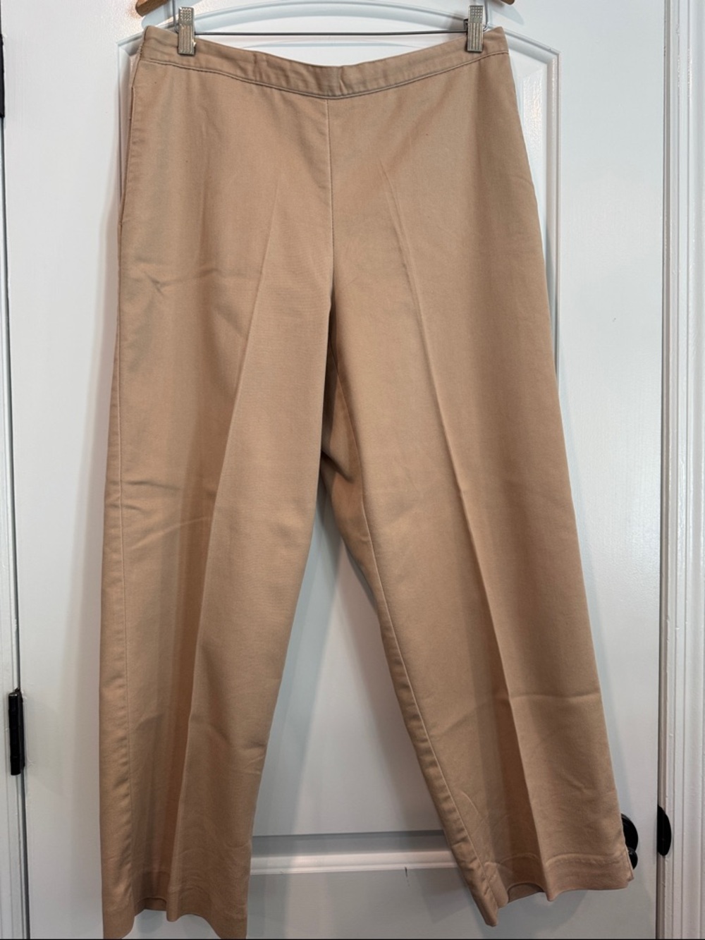 Alfred Dunner Petite Women’s Beige Tan Chinos Size 14P